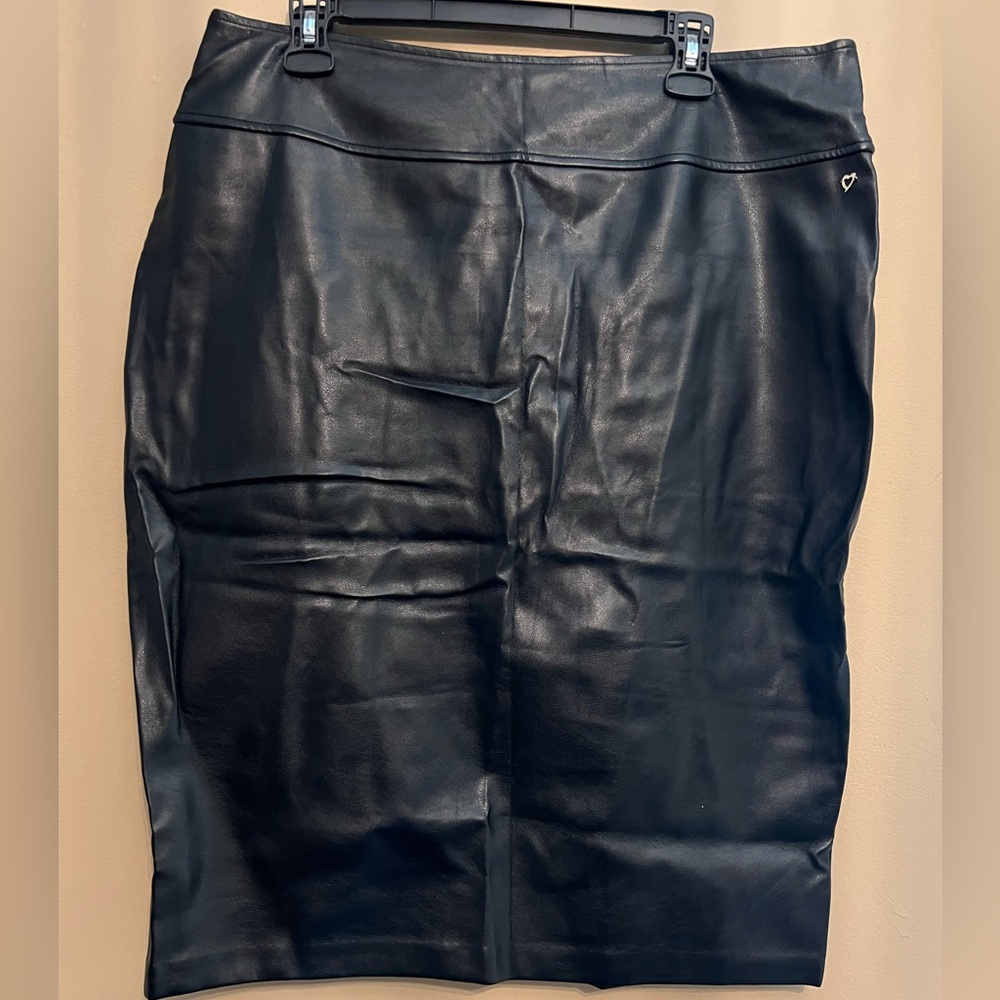 Faux leather skirt